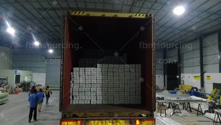 Container loading photo for aluminum profiles shipment to Argentina - Aluminum profile China Wholesale170