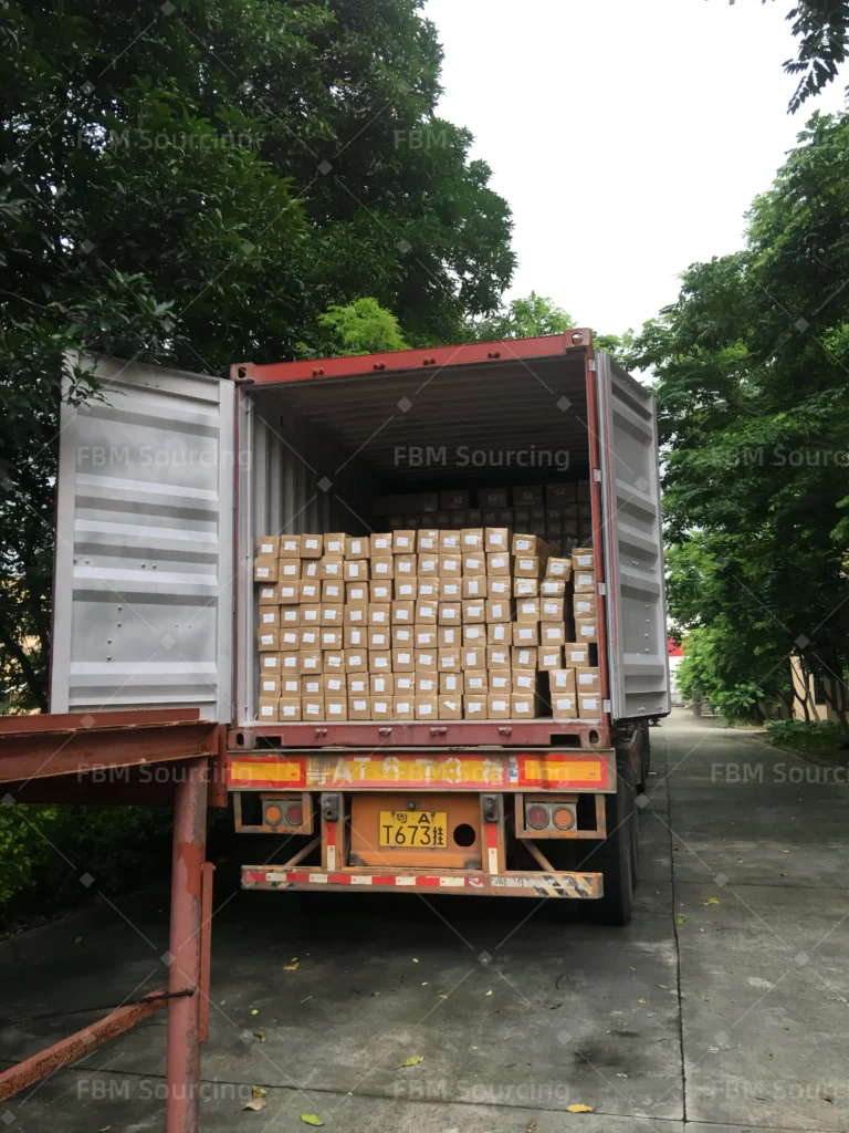 Container loading photo for five star hotel building materials shipment - Loading Container Shipping14