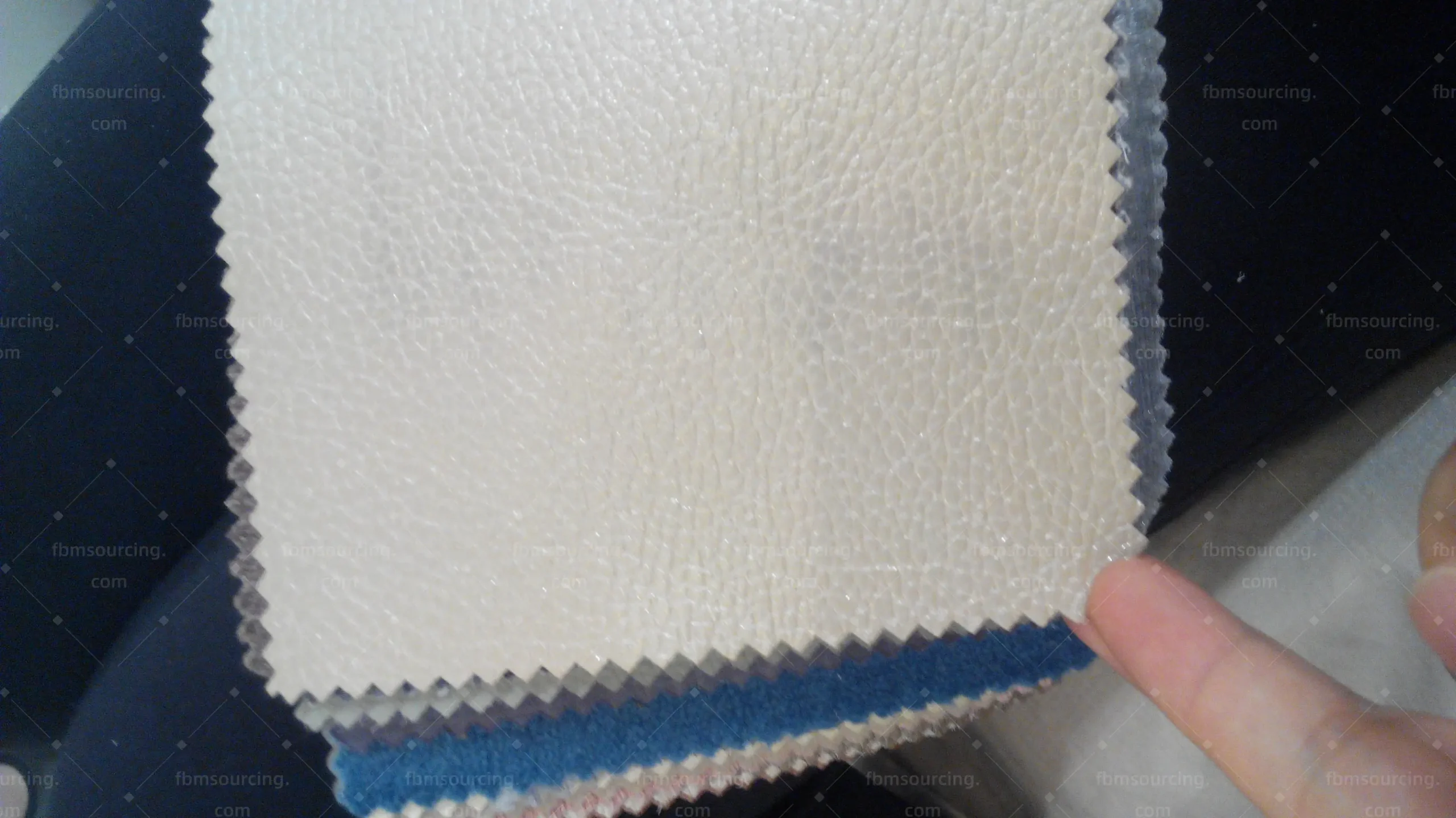 White fabric swatch material review at Guangzhou textile market — FBM Sourcing