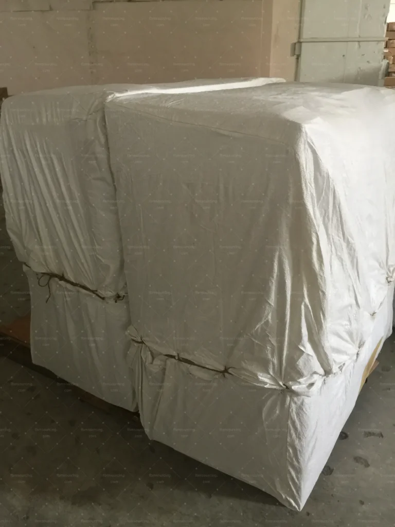 Office furniture container loading supervision photo 07 for international shipping from China