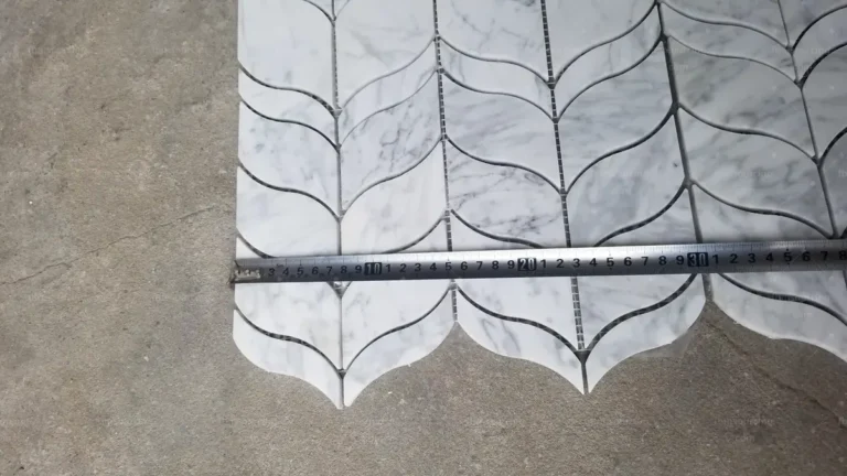 Carrara leaf marble mosaic measured during China quality inspection