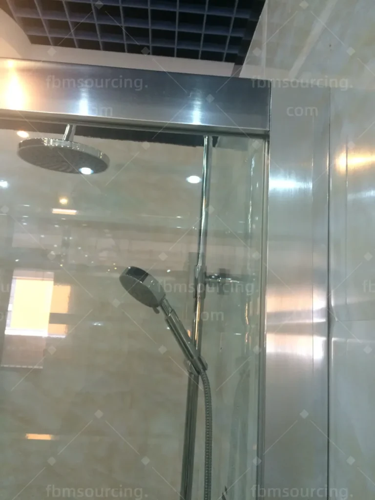 Sliding-door shower room and shower set inspected in a Foshan sanitary ware showroom