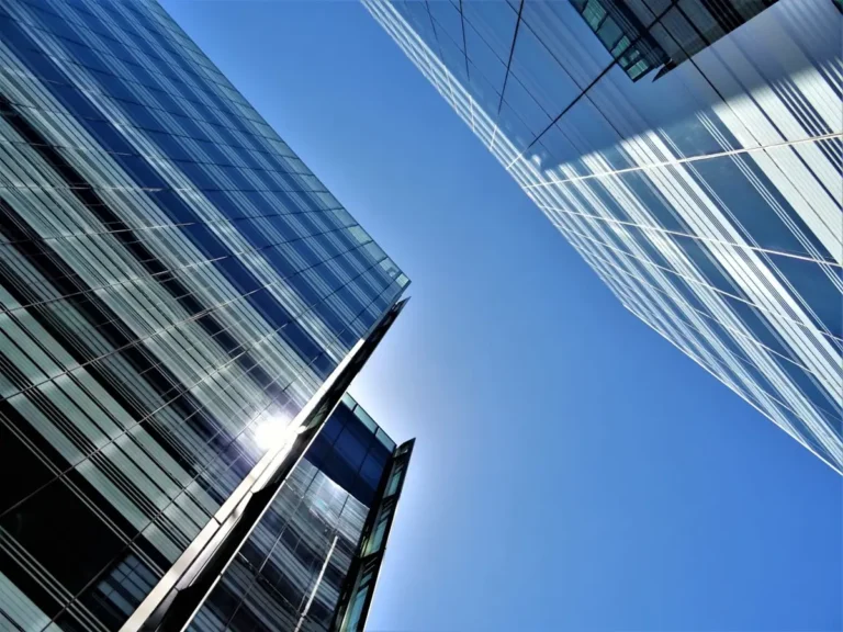 Glass and aluminum facade specified for gulf climate window projects
