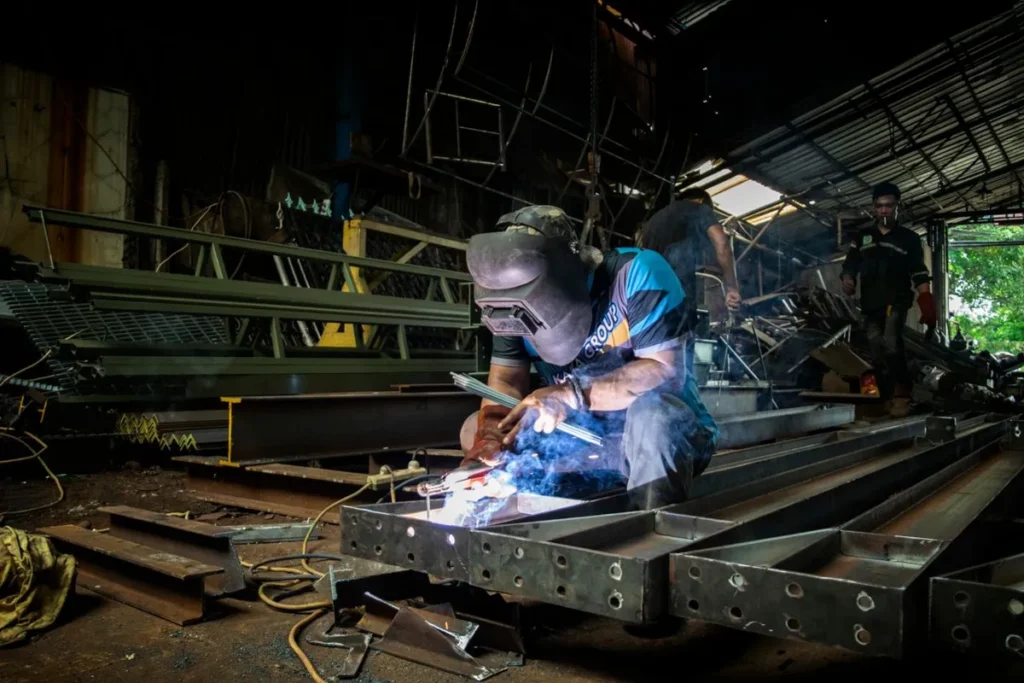 Custom metal frames sourcing from China – welded steel frame fabrication