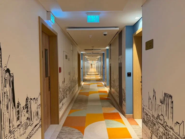 Hotel corridor carpet produced by hotel carpet manufacturers in China for guest floor fit-out