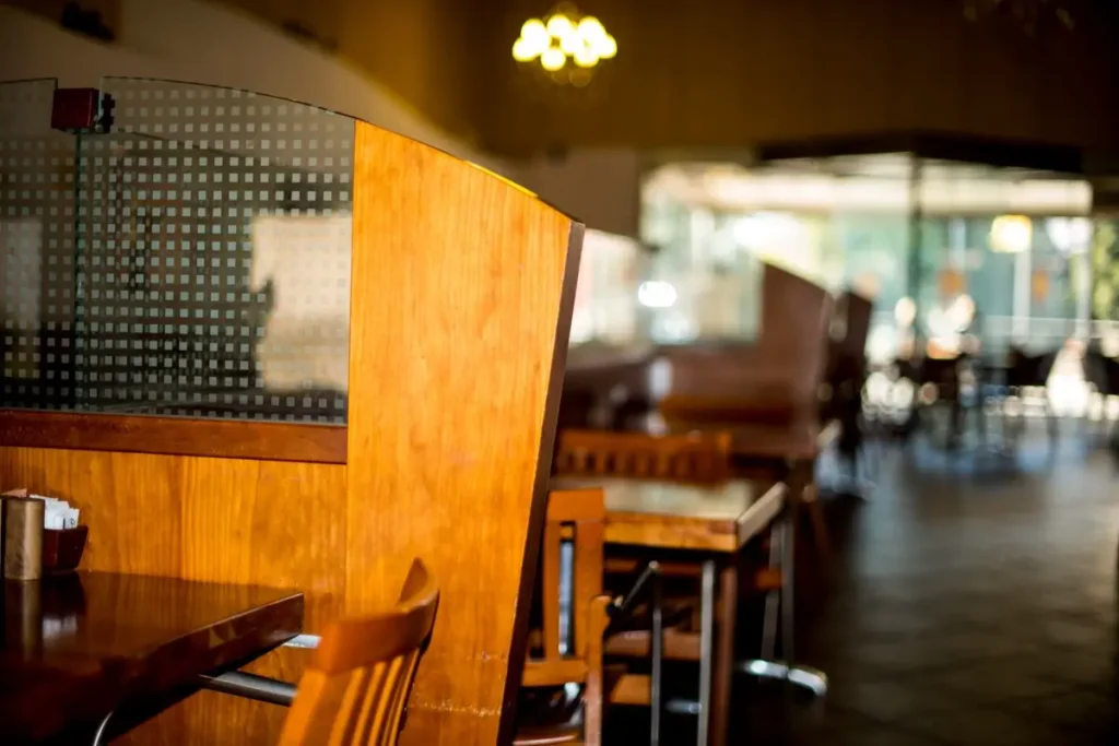 Restaurant booth seating and dining tables - hotel restaurant furniture sourcing from China