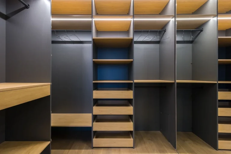 Wardrobe manufacturers China: built-in wardrobe and closet system carcase with shelving and hanging rails