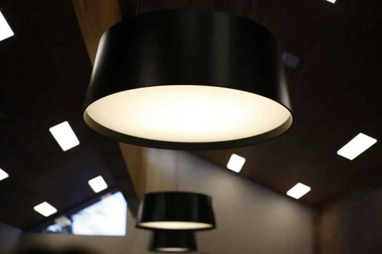 Commercial LED pendant and recessed ceiling lighting, illustrating LED lighting manufacturers in China for US commercial projects