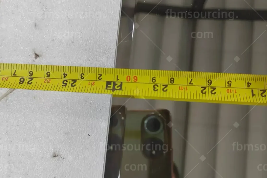 Bathroom mirror measured during inspection before shipment, hotel bathroom mirror manufacturers in China