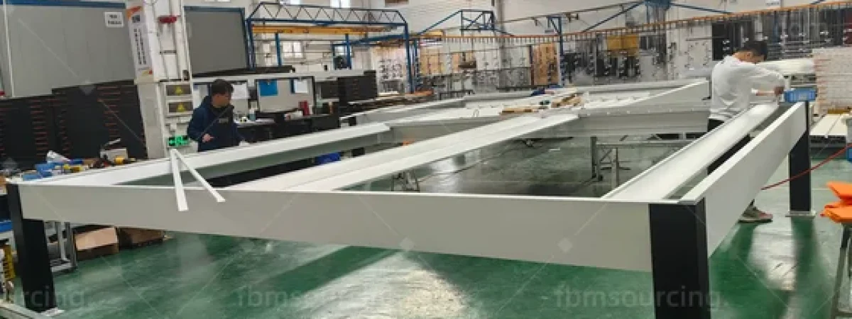 Custom aluminum sliding window and door QC inspection at China factory
